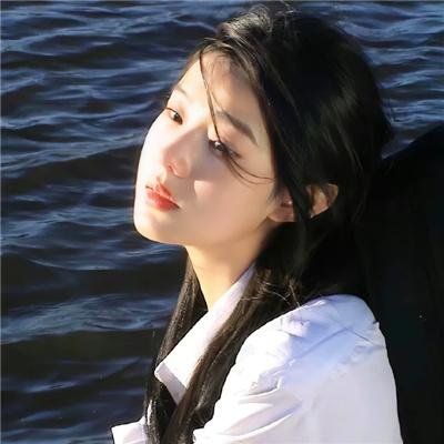 女人与英雄